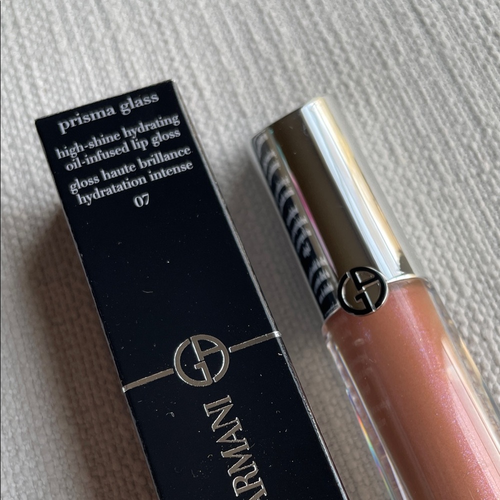Armani Beauty Prisma Glass Hydrating Lip Gloss with Squalane - Nude Glow